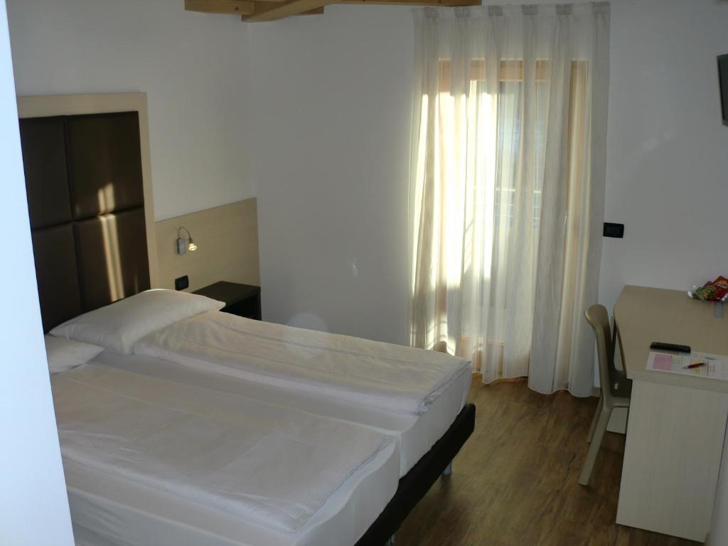 Villa Cameras Room And Breakfast Мори Экстерьер фото