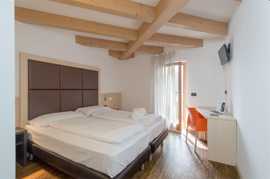 Villa Cameras Room And Breakfast Мори Экстерьер фото