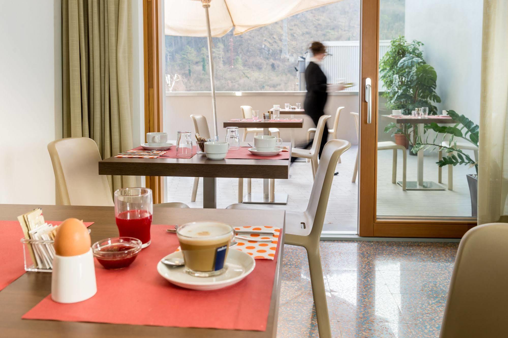 Villa Cameras Room And Breakfast Мори Экстерьер фото